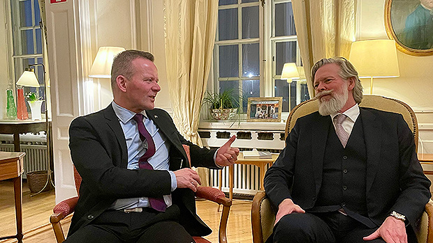 Samtal med Sveriges ambassadör i Helsingfors Peter Ericson